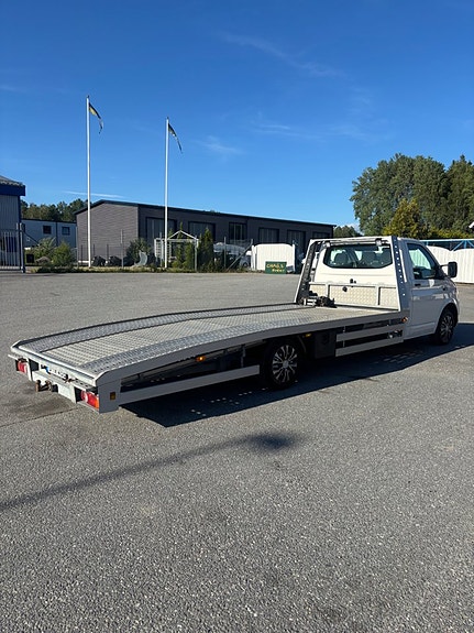 Volkswagen Transporter 2 of 19