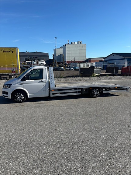 Volkswagen Transporter 13 of 19