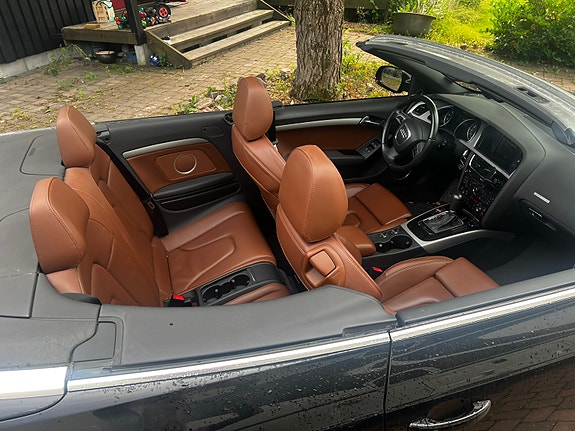 Audi A5 4 of 5
