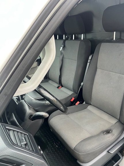 Volkswagen Transporter 6 of 14