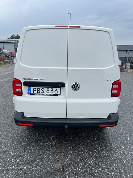 Volkswagen Transporter 10 of 14