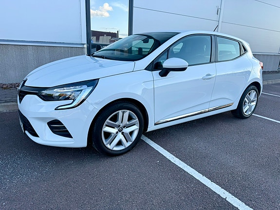 Renault Clio 6 of 9