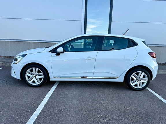 Renault Clio 7 of 9