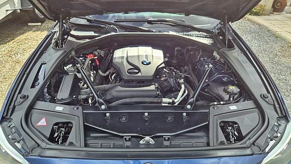 BMW 520d 14 of 18