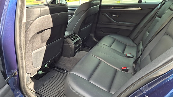 BMW 520d 12 of 18