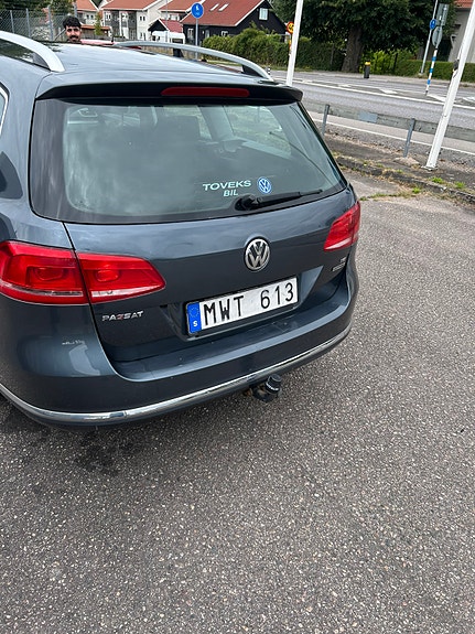 Volkswagen Passat 3 of 9