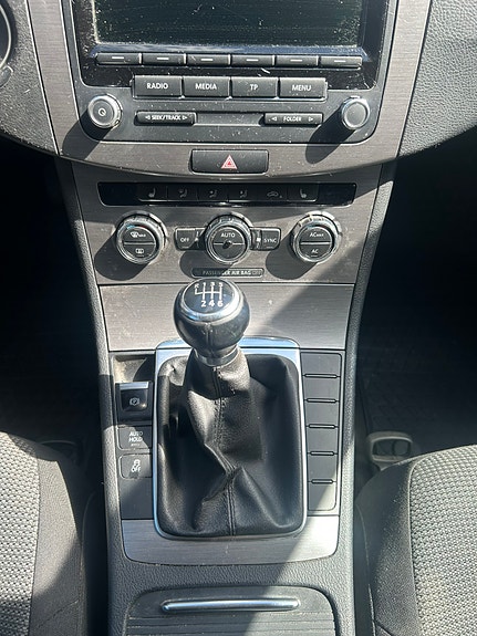 Volkswagen Passat 8 of 9