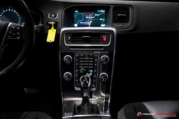 Volvo S60 20 of 29