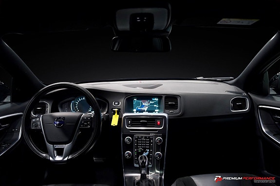 Volvo S60 19 of 29