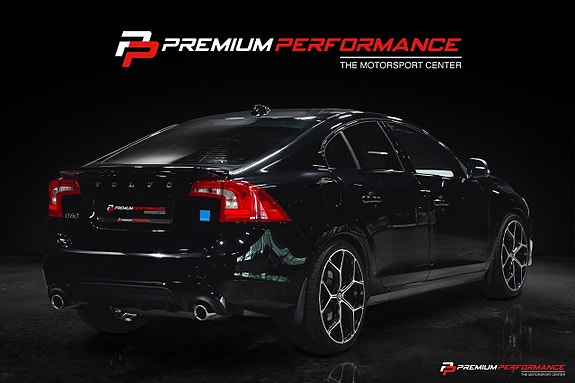Volvo S60 2 of 29