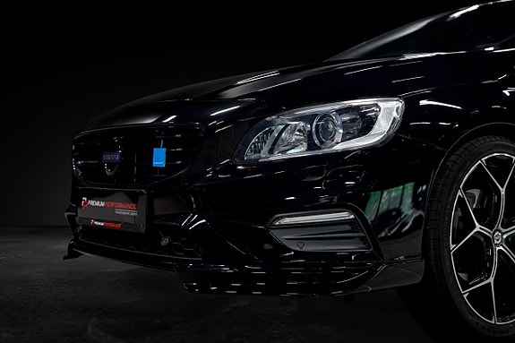 Volvo S60 5 of 29