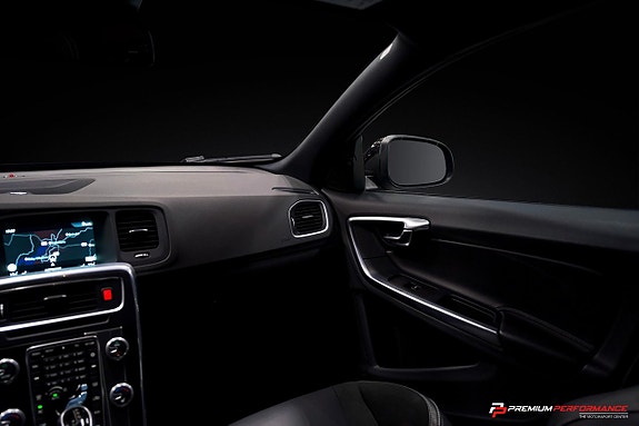Volvo S60 27 of 29