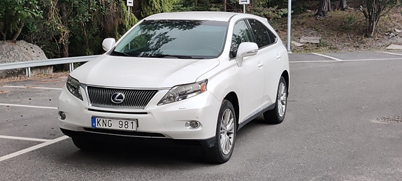 Lexus RX450h 11 of 11