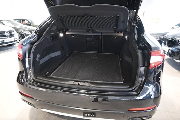 Maserati Levante 4 of 16