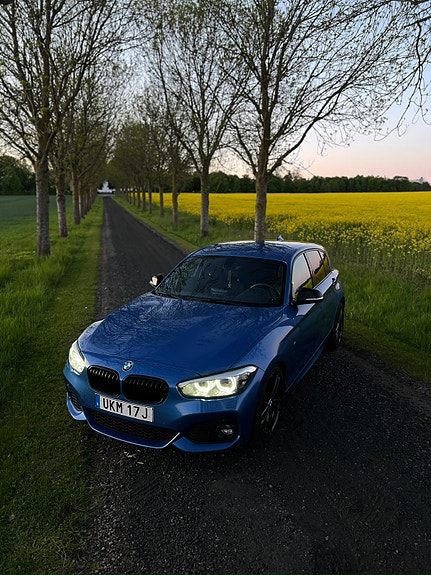 BMW 120i 3 of 8