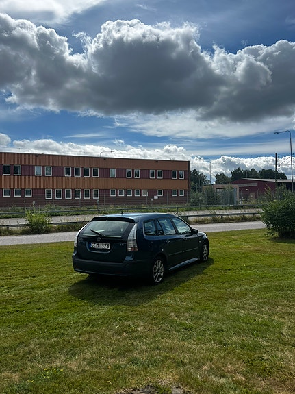 Saab 9-3 4 of 5