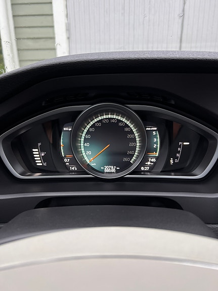 Volvo V40 27 of 28