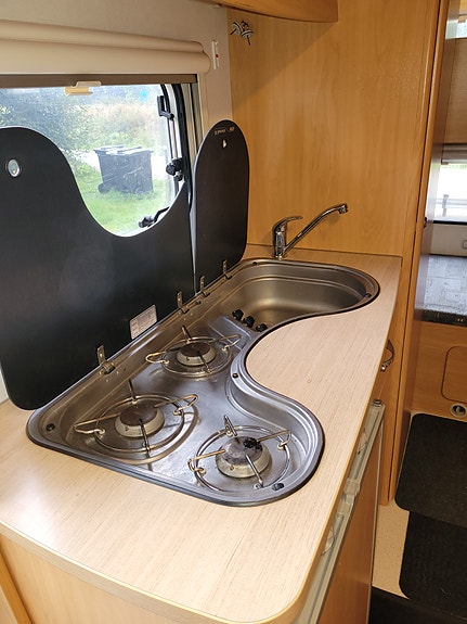 Chausson Ford CHAUSSON FLASH 03 Alkov 10 of 15