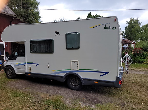 Chausson Ford CHAUSSON FLASH 03 Alkov 3 of 15