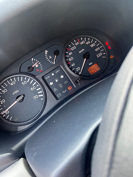 Renault Clio 6 of 7