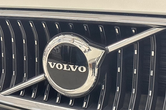 Volvo V90 Cross Country 21 of 23