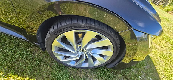 Volkswagen Arteon 8 of 14