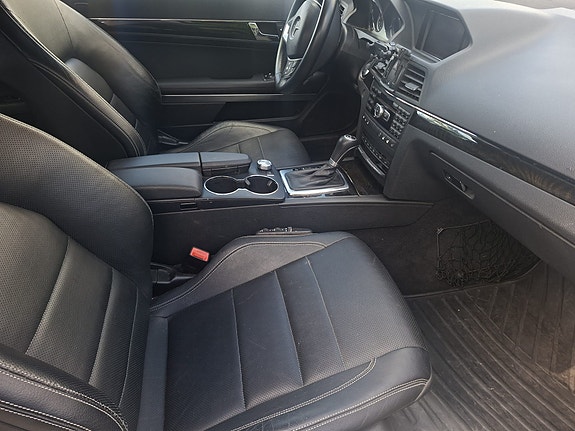 Mercedes-Benz E350 12 of 23