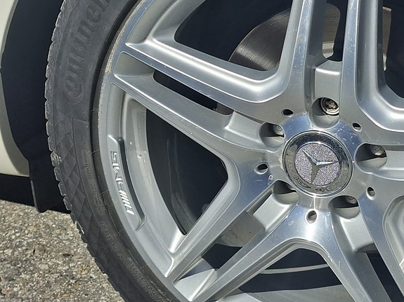 Mercedes-Benz E350 13 of 23