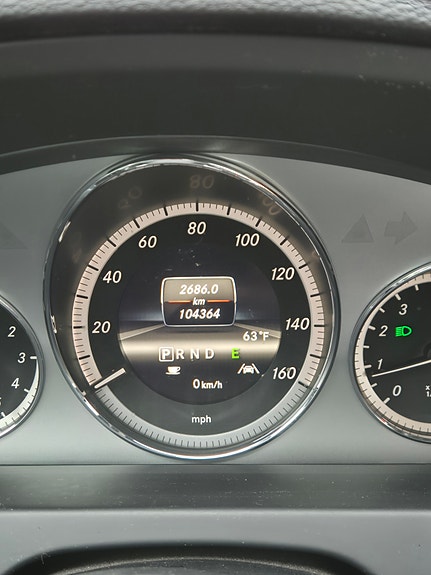 Mercedes-Benz E350 18 of 23