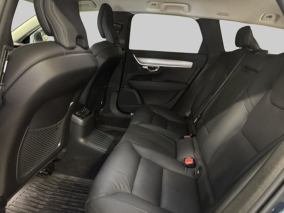 Volvo V90 11 of 23