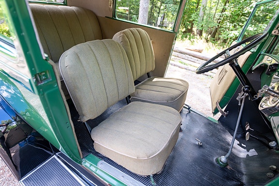 Ford A 6 of 12