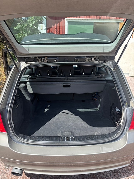 BMW 320d 7 of 7