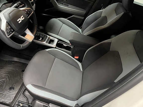 Dacia Duster 4 of 17