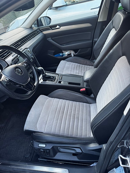 Volkswagen Passat 4 of 4