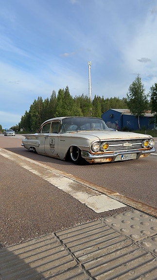 Chevrolet Bel Air 2 of 10