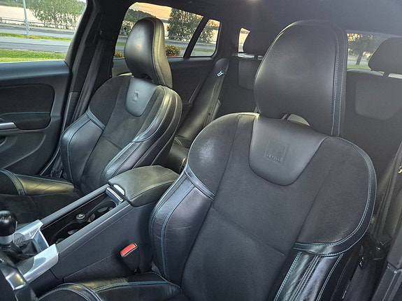 Volvo V60 4 of 6