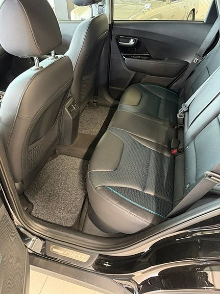 Kia Niro 12 of 13