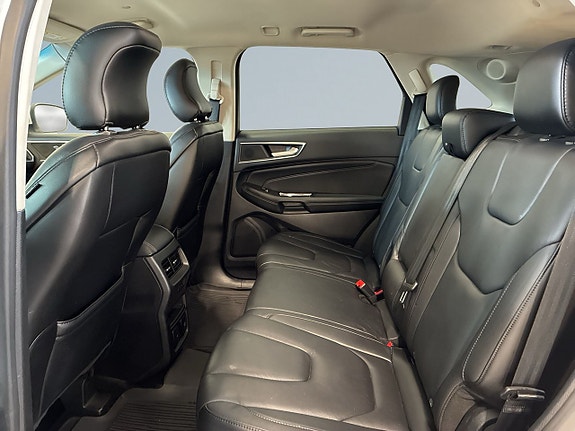 Ford Edge 11 of 23