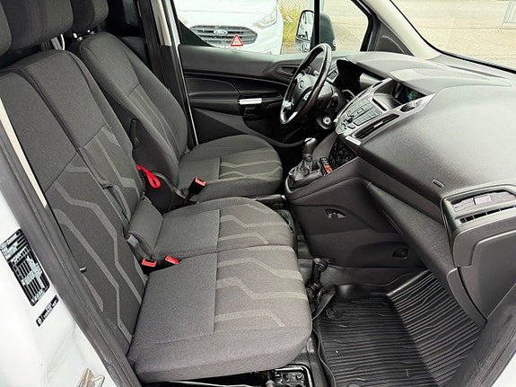 Ford Transit Connect 13 of 13