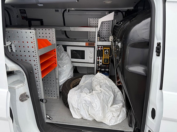Ford Transit Connect 10 of 13