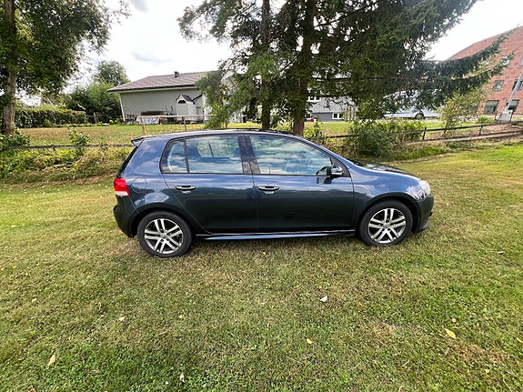 Volkswagen Golf VI 2 of 5
