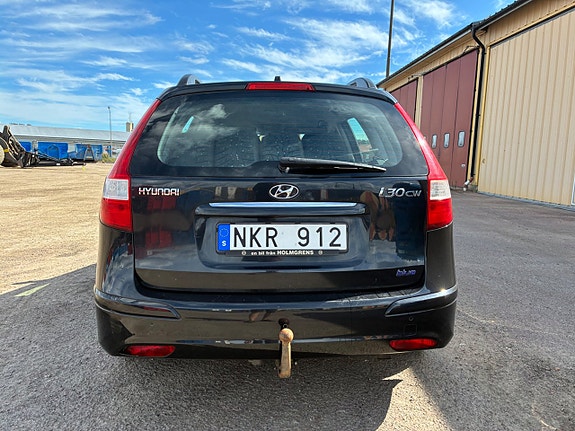 Hyundai i30 4 of 12