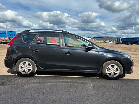 Hyundai i30 6 of 12