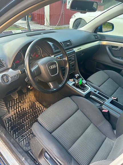 Audi A4 3 of 3