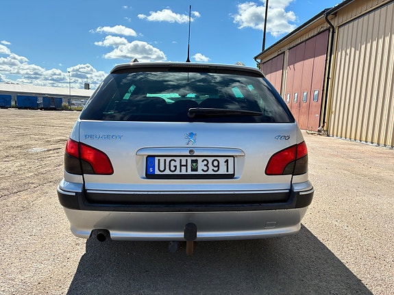 Peugeot 406 4 of 12