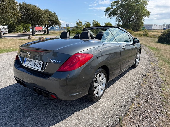 Peugeot 308 4 of 16