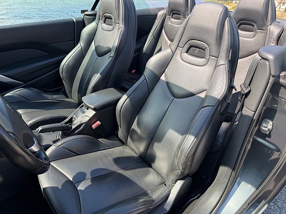 Peugeot 308 8 of 16