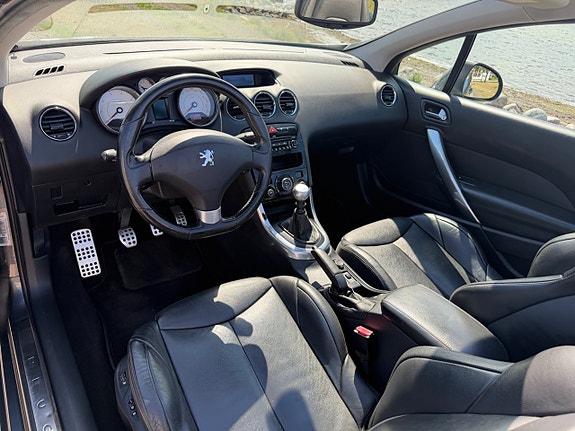 Peugeot 308 7 of 16