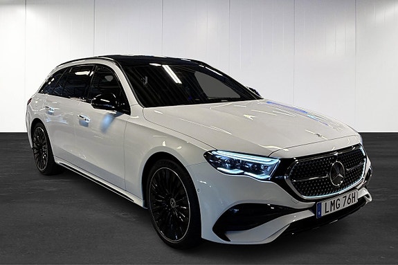 Mercedes-Benz E300 de 2 of 24