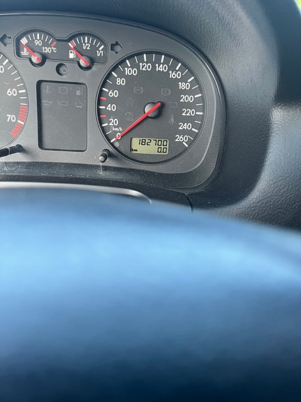 Volkswagen Golf IV 4 of 4